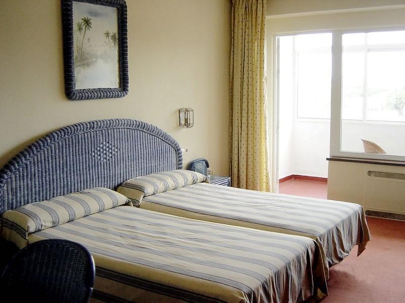 Ath Gran Hotel Samil Vigo Quarto foto